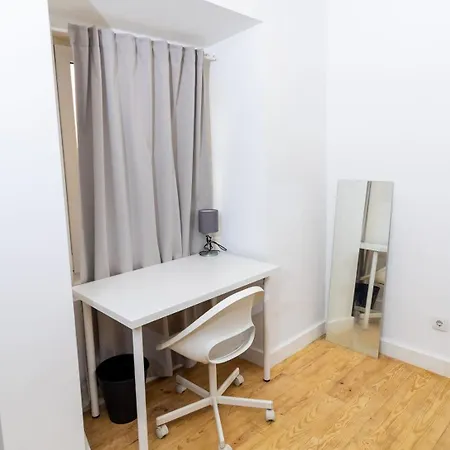 Гостьовий будинок Zena Лісабон